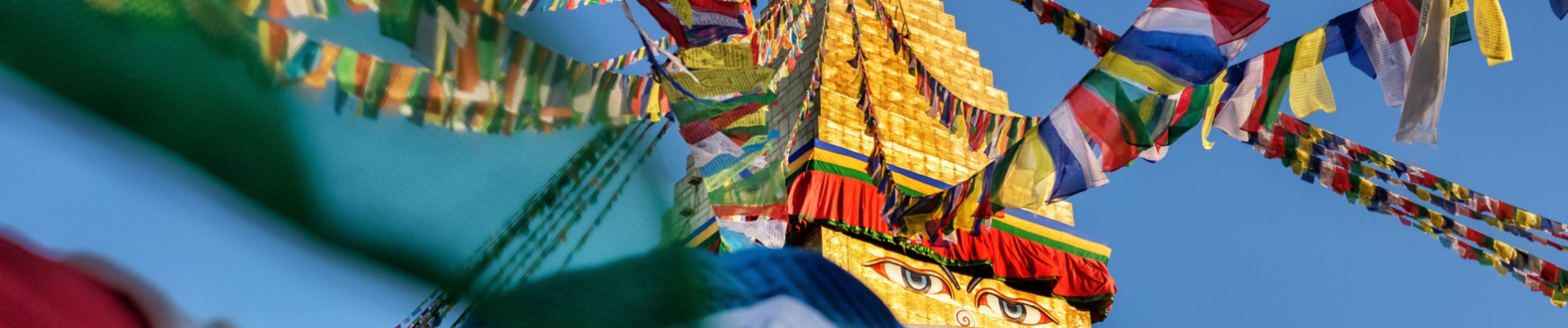 nepal-drapeux-temple