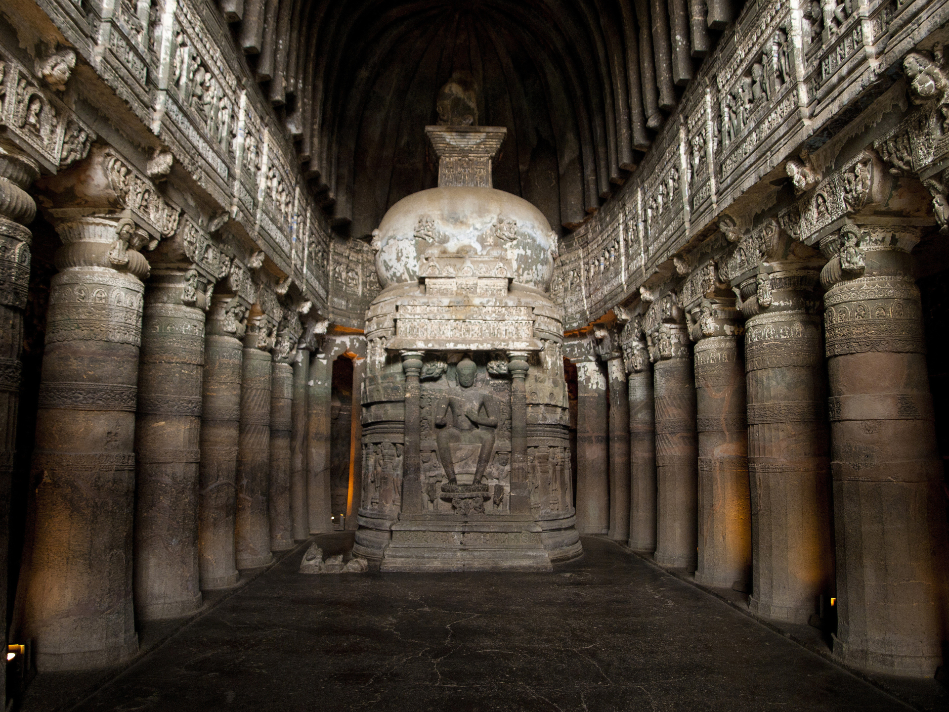 Ellora-grotte-motifs